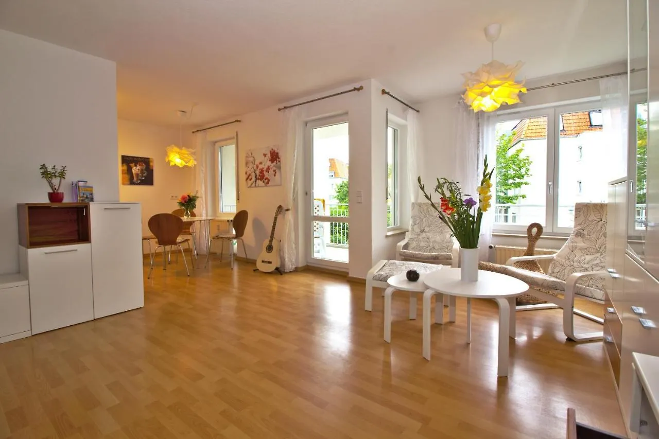 Ferienwohnung Kakadu Apartment Dresden Laubegast Wlan Tv Fahrrad